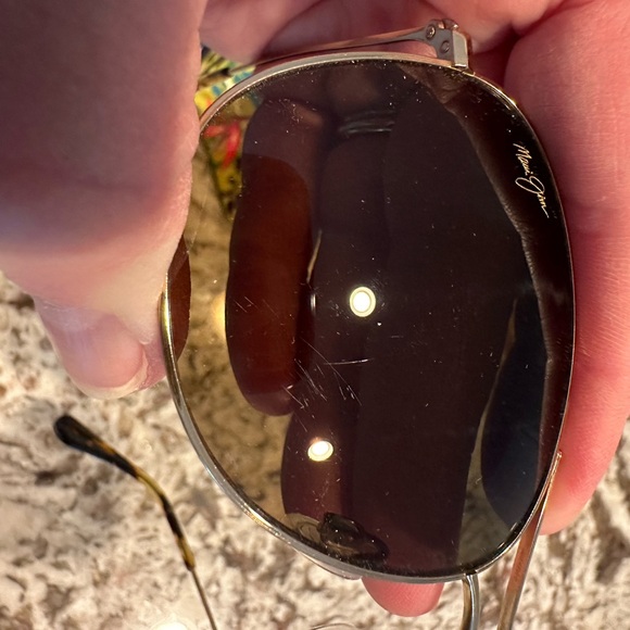 Maui Jim Cliff House Aviator Sunglasses, Gold frame - Picture 6 of 8